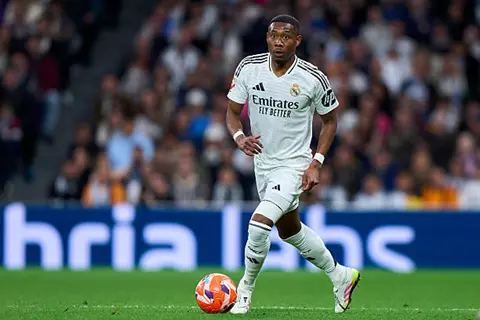 تقارير: ألابا حرم ريال مدريد من تعاقدات يناير